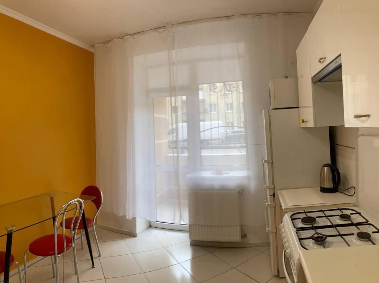 New Cosy Apartment Lviv Bagian luar foto