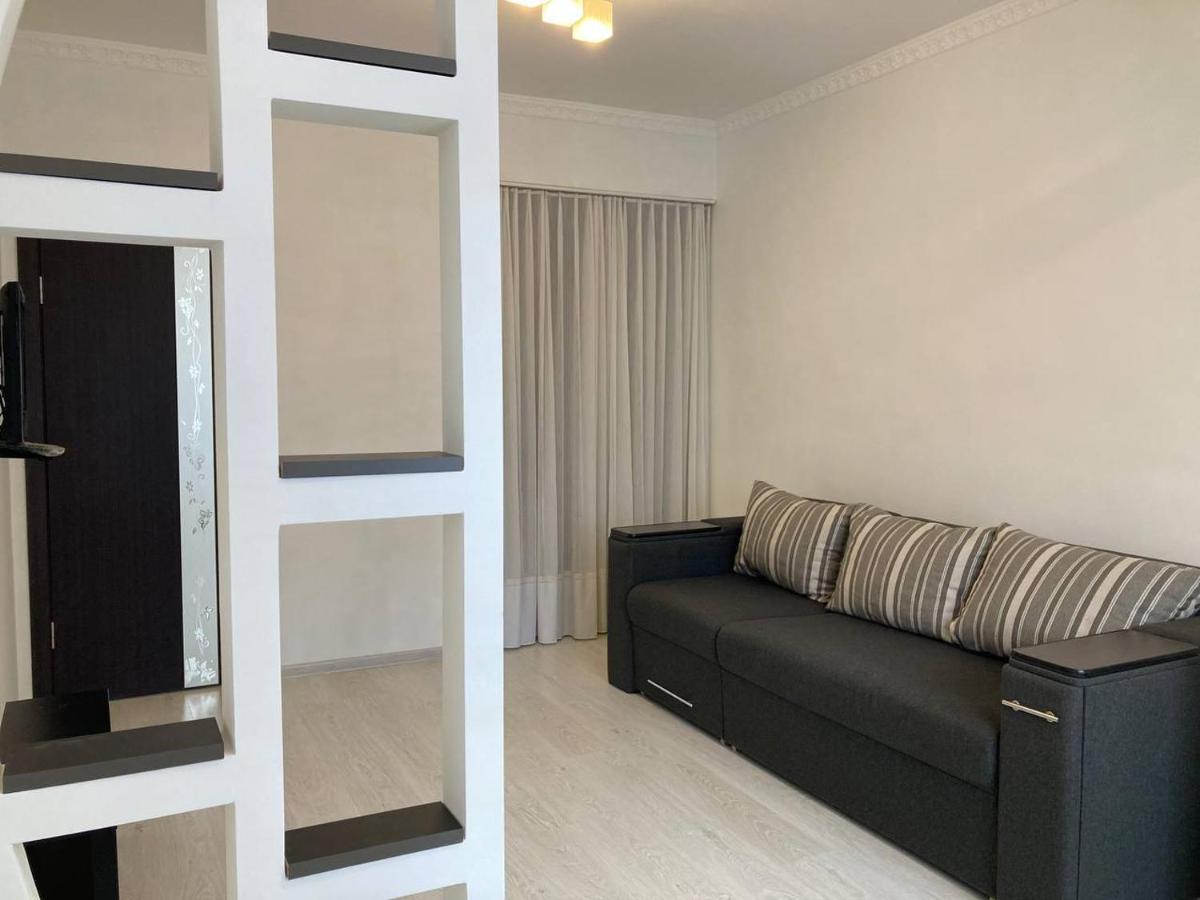 New Cosy Apartment Lviv Bagian luar foto