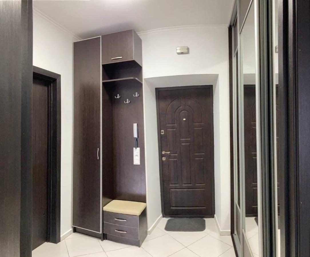 New Cosy Apartment Lviv Bagian luar foto